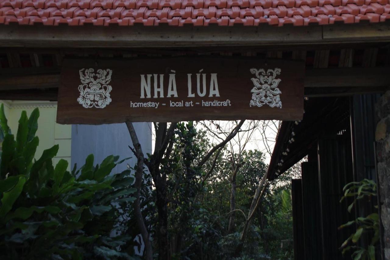 Nha Lua Homestay نينه بينه المظهر الخارجي الصورة