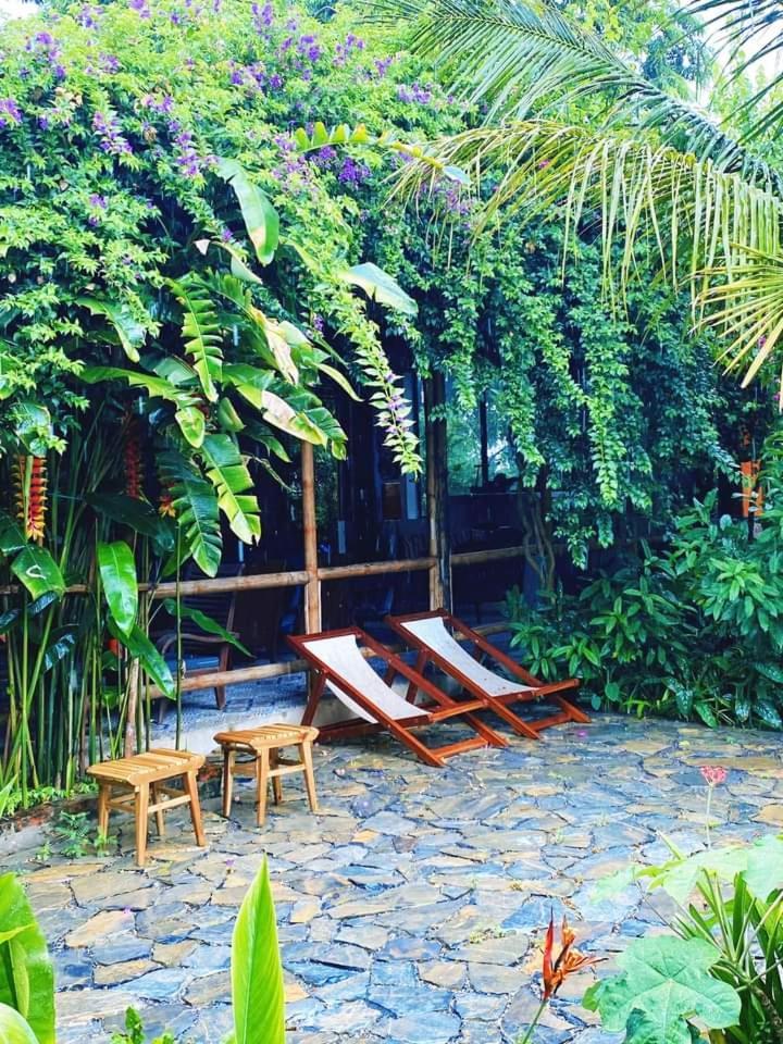 Nha Lua Homestay نينه بينه المظهر الخارجي الصورة