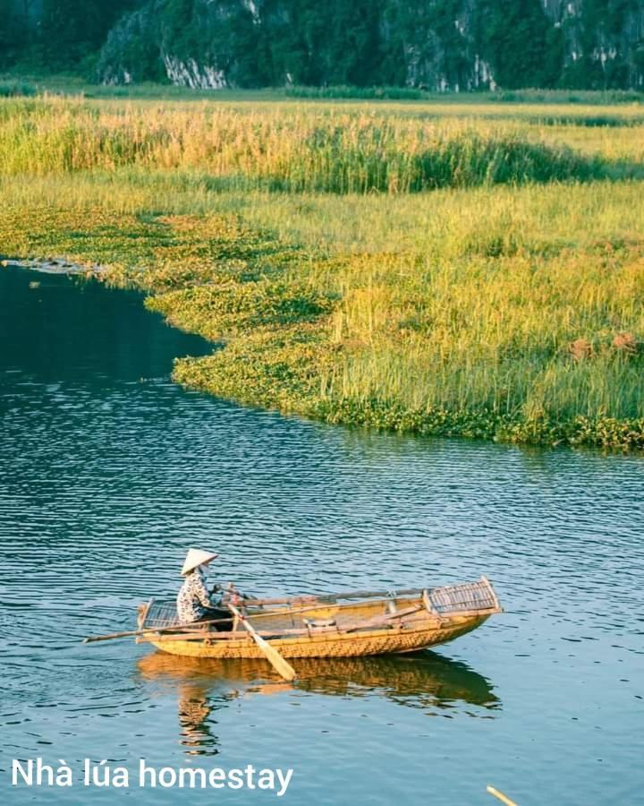 Nha Lua Homestay نينه بينه المظهر الخارجي الصورة