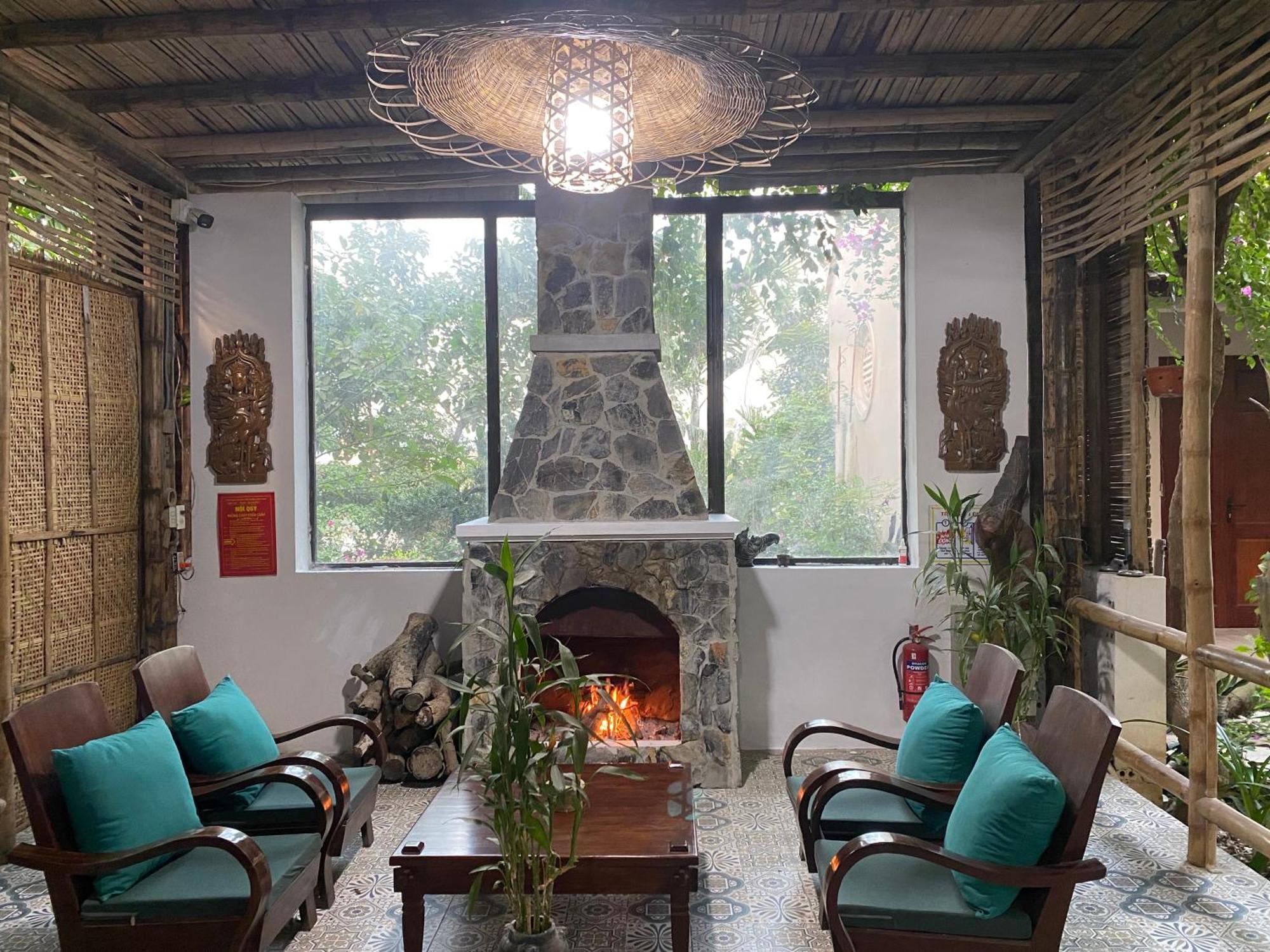 Nha Lua Homestay نينه بينه المظهر الخارجي الصورة